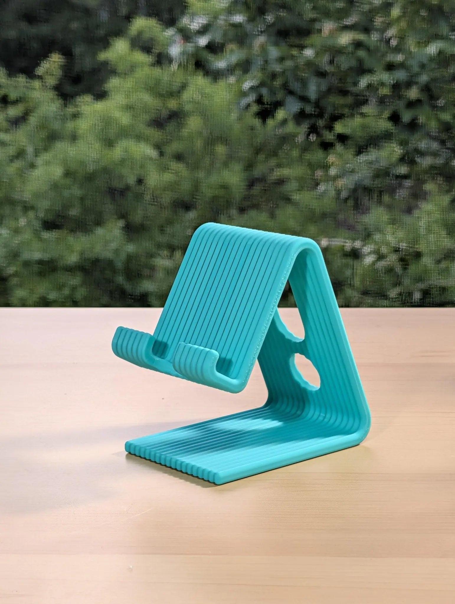 3D Printed Ribbed Phone Stand, Organic Phone Holder, Organized Desk, Office Decor - Sharq Labs3D Printed Ribbed Phone Stand, Organic Phone Holder, Organized Desk, Office DecorSharq Labs