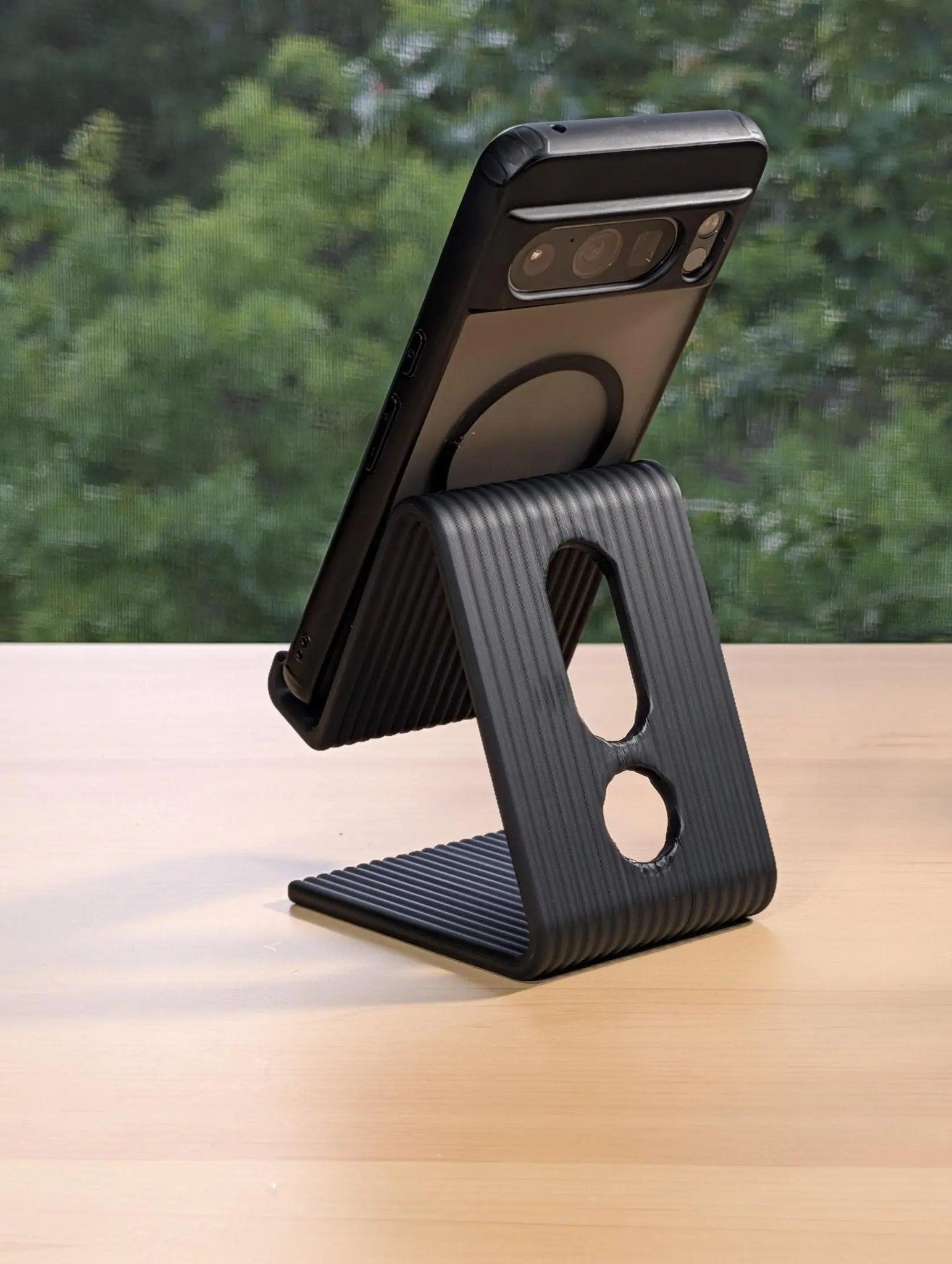 3D Printed Ribbed Phone Stand, Organic Phone Holder, Organized Desk, Office Decor - Sharq Labs3D Printed Ribbed Phone Stand, Organic Phone Holder, Organized Desk, Office DecorSharq Labs
